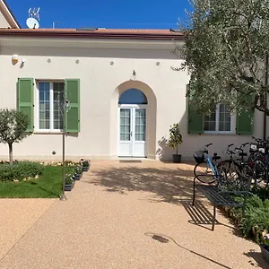 villino-aliboni-camere-a-2-passi-dal-mare.it-tuscanyhotel.com/